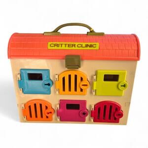 B. Toys Critter Clinic Animal Hospital Case & Keys ONLY Battat Pet Vet Playset